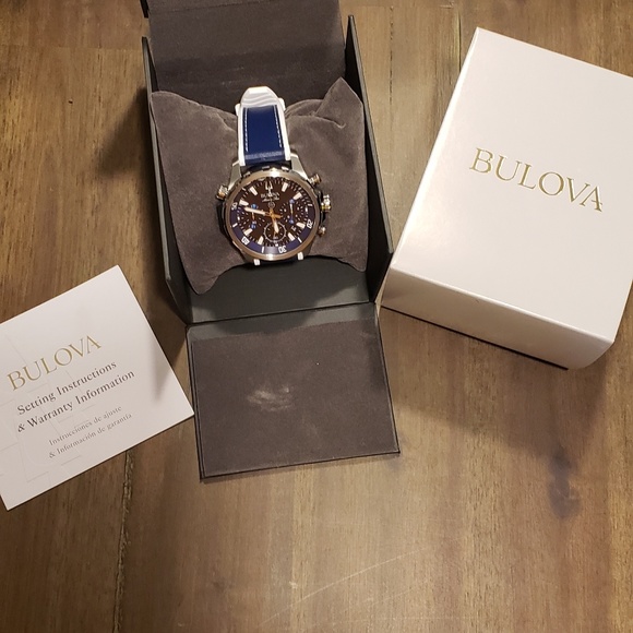 Watch - Picture 1 of 7